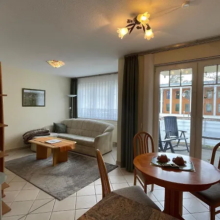 Ursula In Der Zum Kronprinzen Direkt Gegenueber Der Saarow Therme Apartment