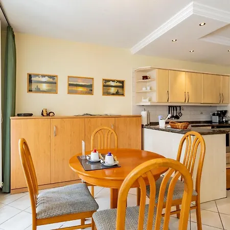 Apartment Ursula In Der Zum Kronprinzen Direkt Gegenueber Der Saarow Therme Bad Saarow