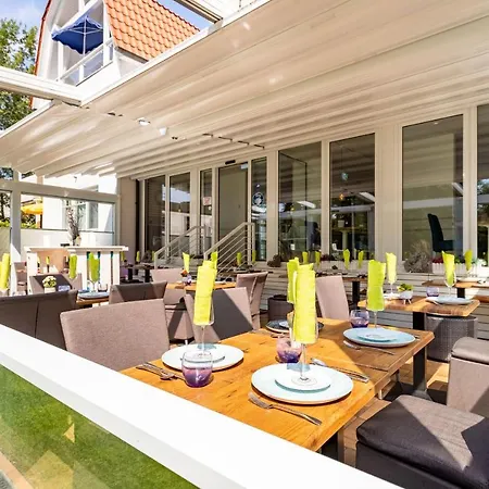 Ursula In Der Zum Kronprinzen Direkt Gegenueber Der Saarow Therme