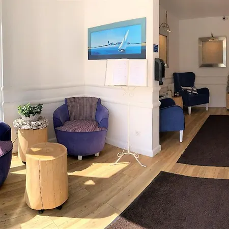 Apartment Ursula In Der Zum Kronprinzen Direkt Gegenueber Der Saarow Therme *