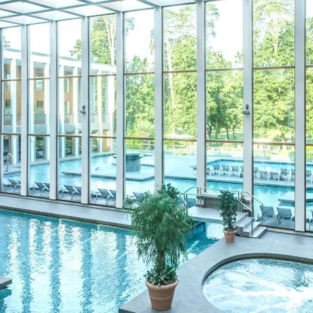 아파트 Ursula In Der Zum Kronprinzen Direkt Gegenueber Der Saarow Therme *