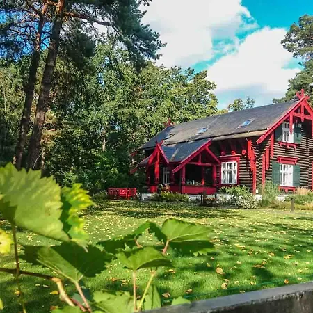 Ursula In Der Zum Kronprinzen Direkt Gegenueber Der Saarow Therme * Bad Saarow