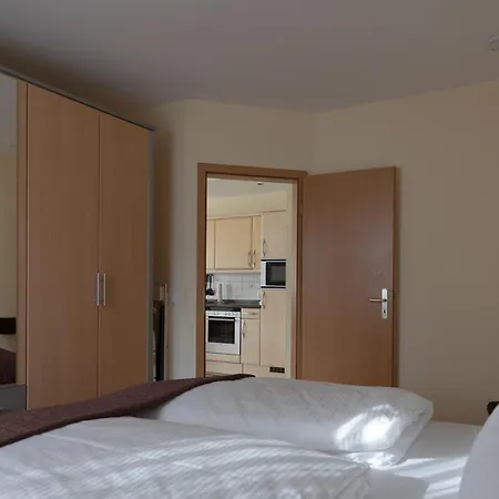 Apartment Ursula In Der Zum Kronprinzen Direkt Gegenueber Der Saarow Therme *