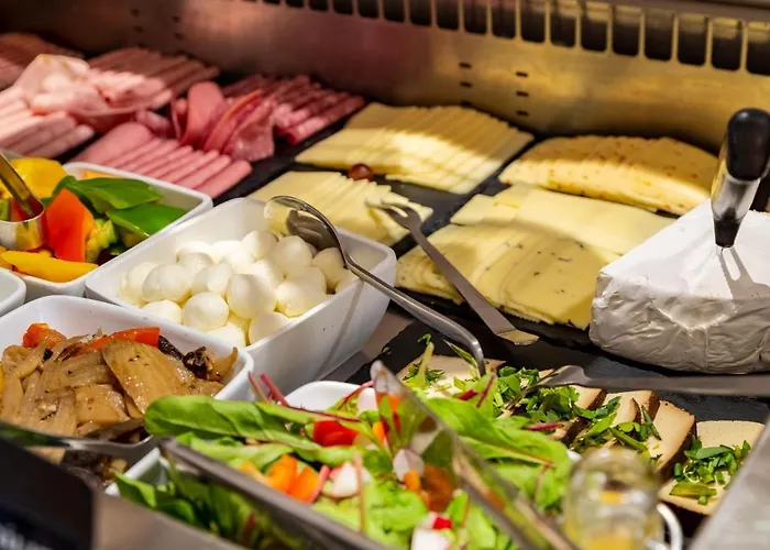 Ursula In Der Zum Kronprinzen Direkt Gegenueber Der Saarow Therme Bad Saarow