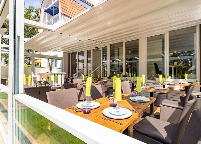 Ursula In Der Zum Kronprinzen Direkt Gegenueber Der Saarow Therme