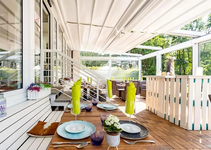 Ursula In Der Zum Kronprinzen Direkt Gegenueber Der Saarow Therme Bad Saarow