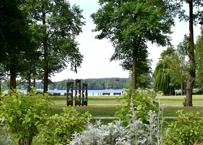 Ursula In Der Zum Kronprinzen Direkt Gegenueber Der Saarow Therme