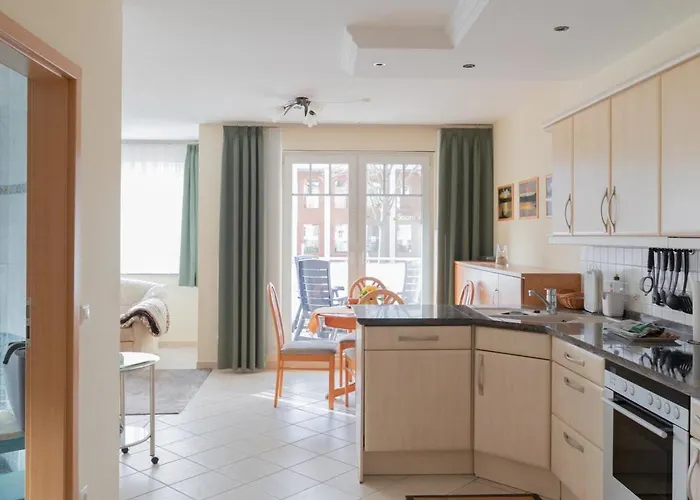 Ursula In Der Zum Kronprinzen Direkt Gegenueber Der Saarow Therme Lägenhet *