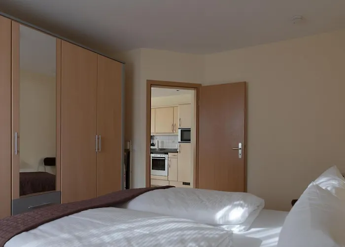 Lägenhet Ursula In Der Zum Kronprinzen Direkt Gegenueber Der Saarow Therme *