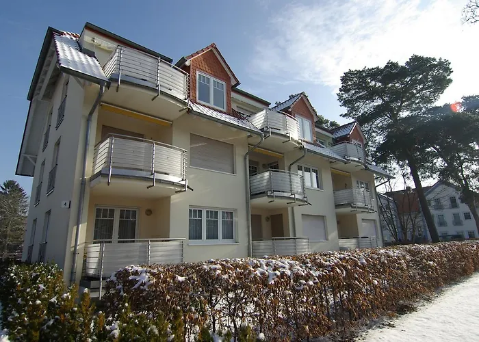 Ursula In Der Zum Kronprinzen Direkt Gegenueber Der Saarow Therme * Bad Saarow